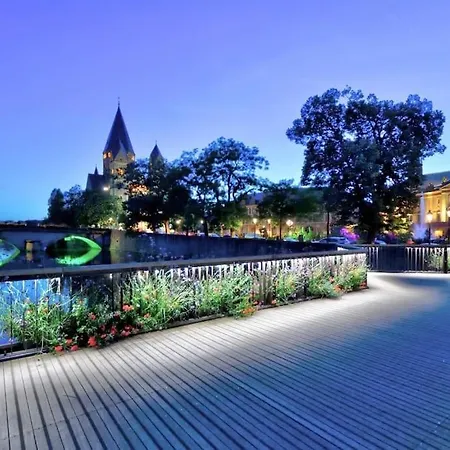 Confortable En Plein Centre Apartman