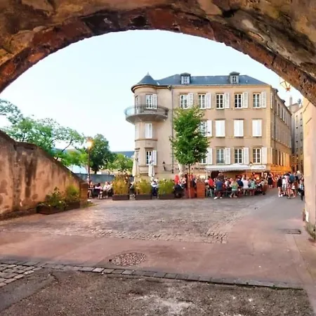 Confortable En Plein Centre Apartment Metz